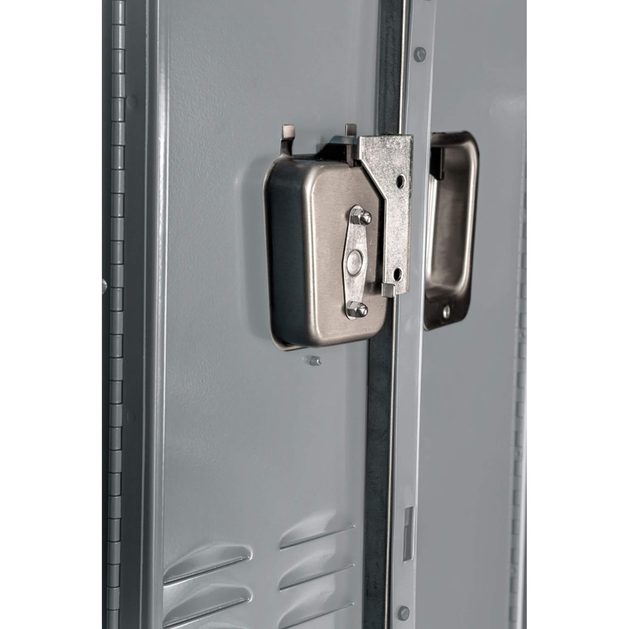 Employee lockers metal lockers wardorbe lockers 1w 1t close up view 5