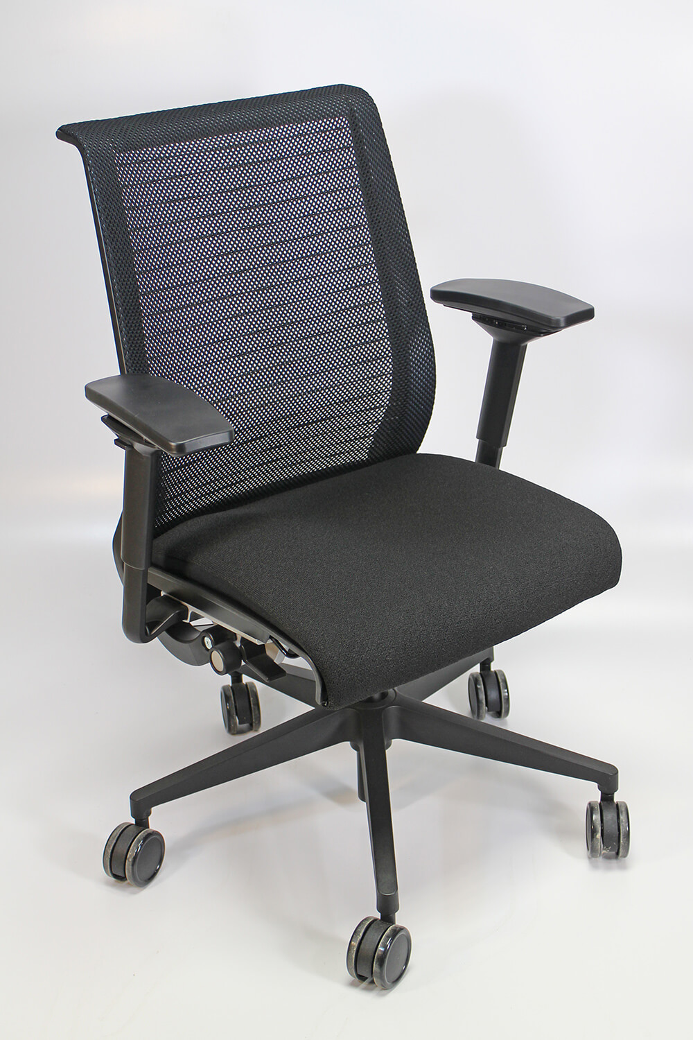 Doordringen blouse Lucky Steelcase Office Chairs - Remanufactured Steelcase Think Chair