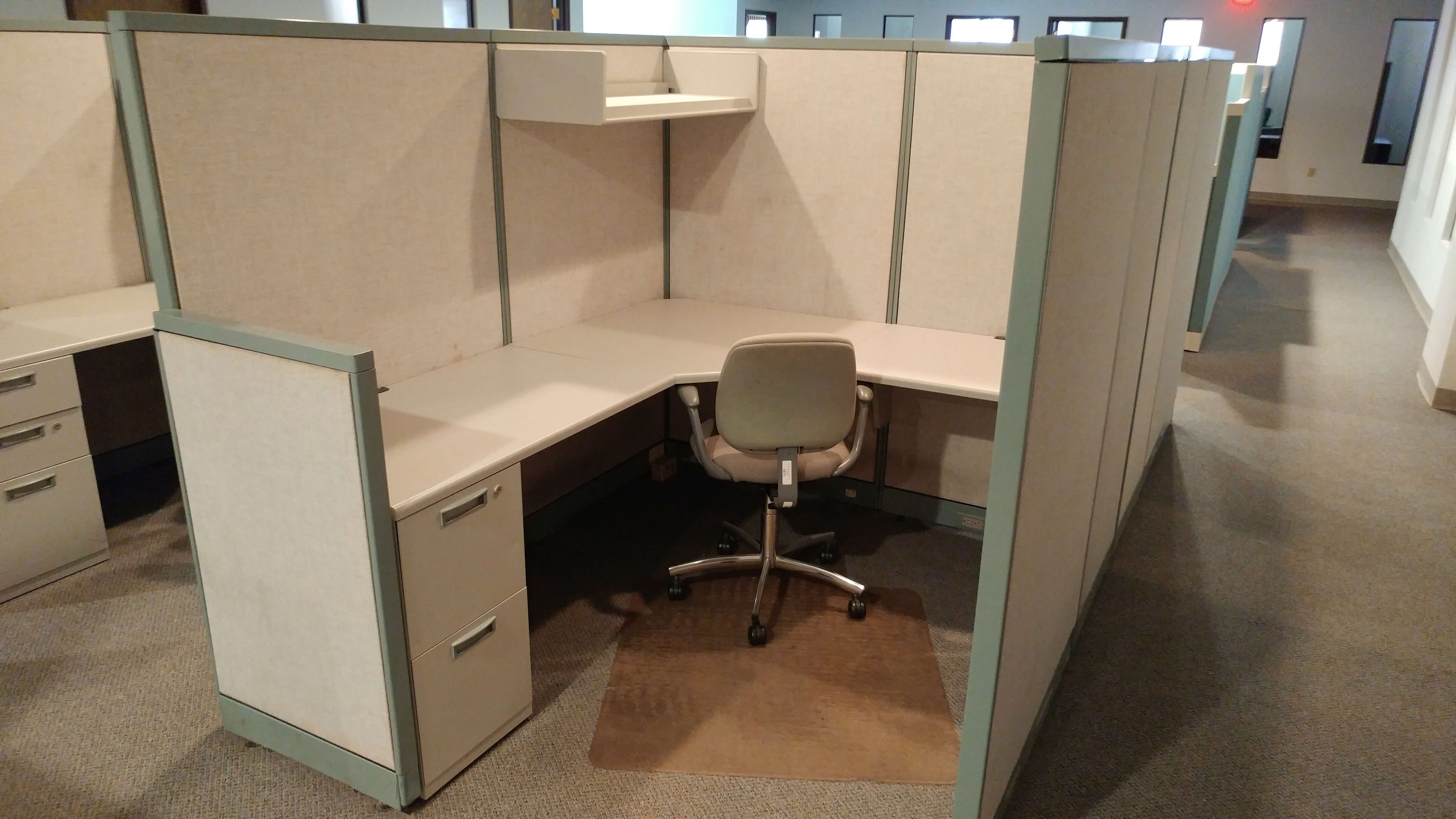Used Steelcase Avenir 5 5x6 5 Tall Panels Used Cubicles